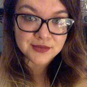 Meet your Posher, Jillian